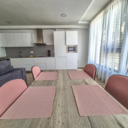 Holiday home Canteras Beachfront Views *